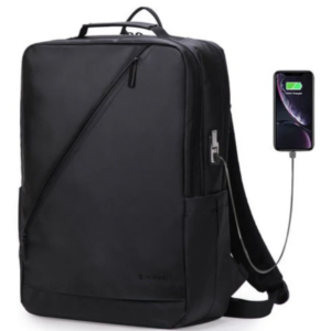 תיק גב עסקי מלבני מוגן מים ללפטופ 15.6" מבית המותג AOKING עם טעינת USB - שחור